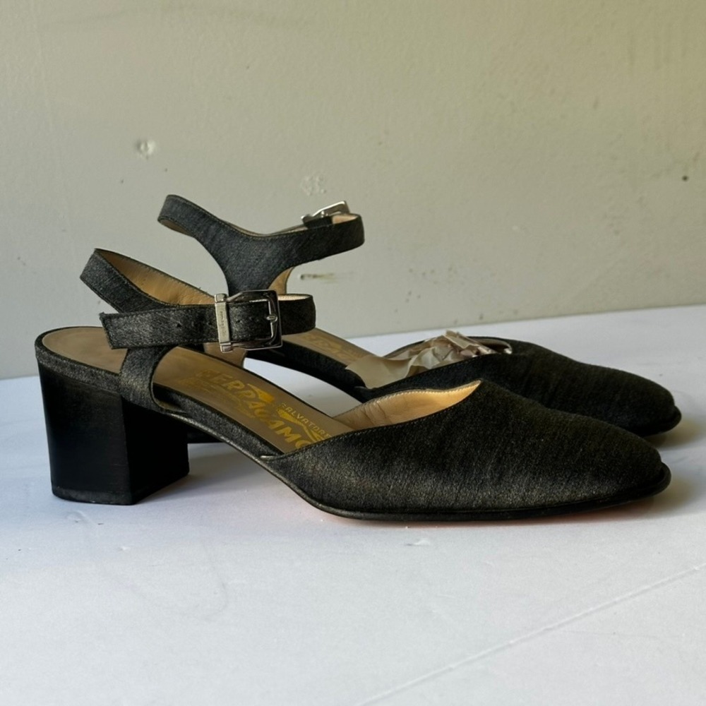 Salvatore Ferragamo Italy Gray Wool Silk & Leather Mary Jane Block Heels 6 B